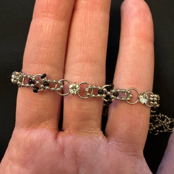 Stylish Silver and Black Infinity Chain Jewelry Set - Picture 2 of 4